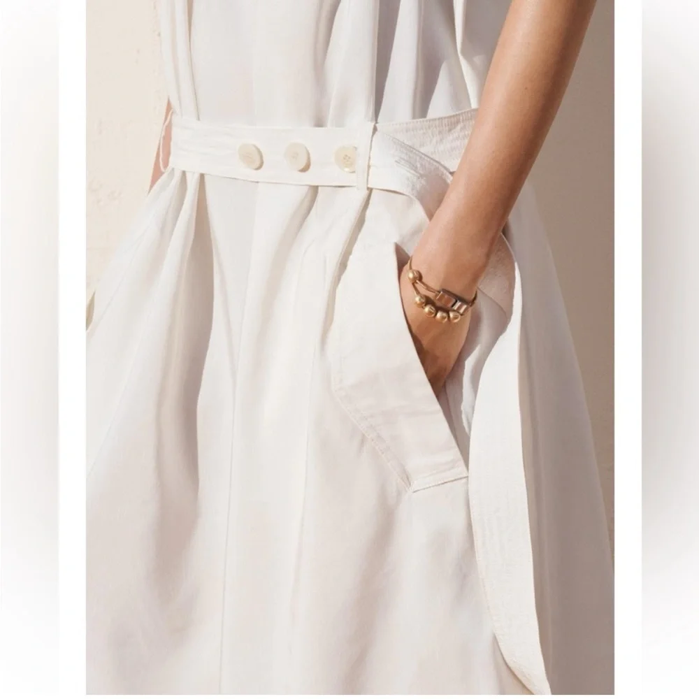 Zara Asymmetric neckline with wide strap and off-the-shoulder design Size XS - Picture 3 of 15